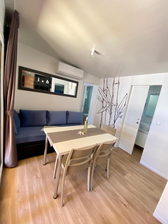 Mobile Homes Malu Biograd Na Moru Bagian luar foto